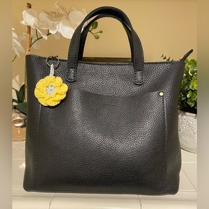 NEW Portland Leather Goods Medium Zip Crossbody in Pebbled Black 🖤